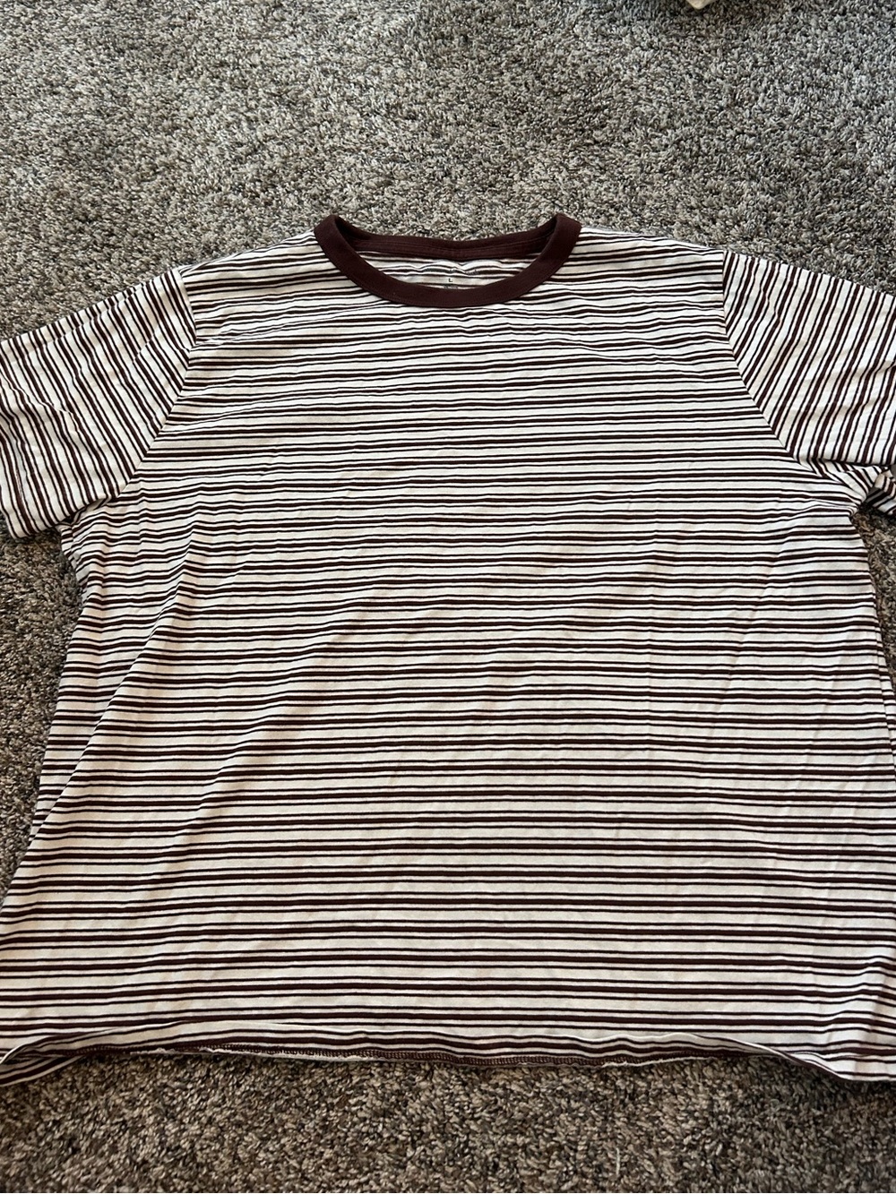 A&F Essential Everyday Tee - Picture 3 of 3
